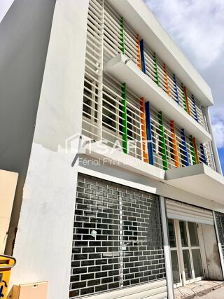  Immeuble � vendre 330 m�