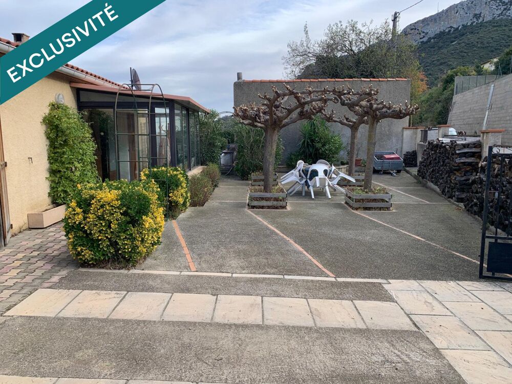 VILLA AVEC GRANDE TERRASSE ET GRAND GARAGE