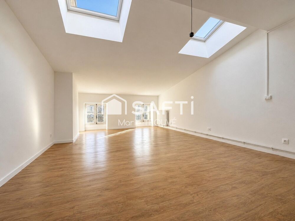 Vente Appartement T3 lumineux dans un immeuble en pierre de taille - Bordeaux Grosse Cloche Bordeaux