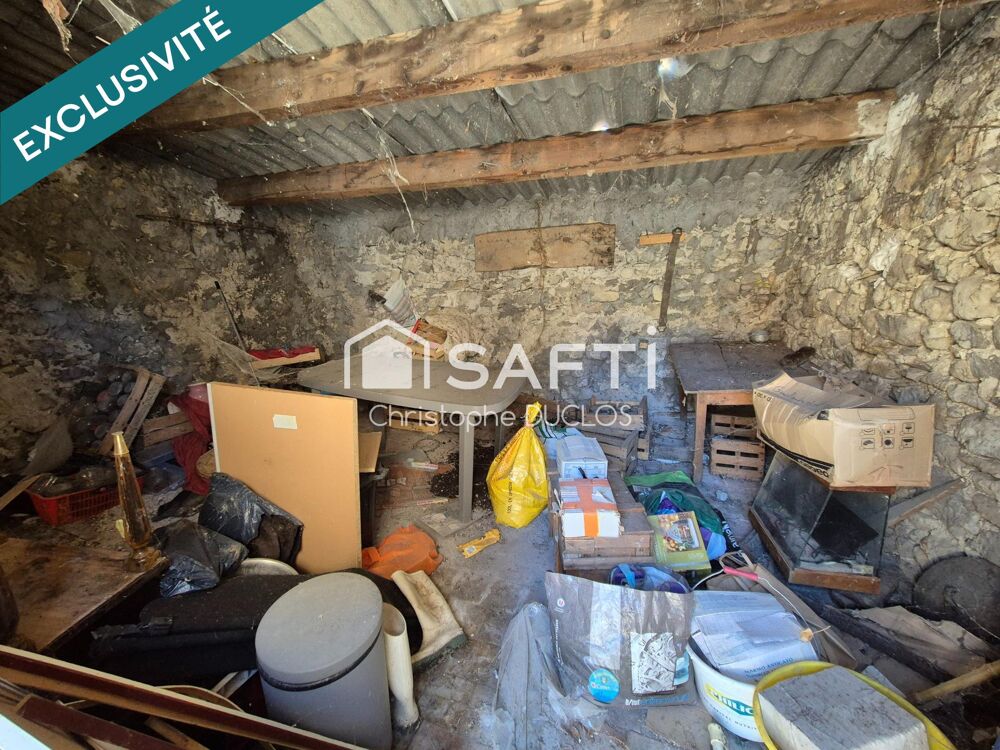 Vente Maison Ancienne remise à rénover avec jardin. et dépendance. Montfroc