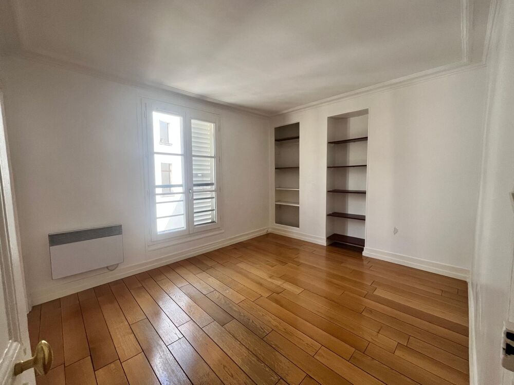 Vente Appartement T2/3 - au calme sur cour Paris 8