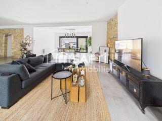  Maison � vendre 6 pi�ces 205 m�