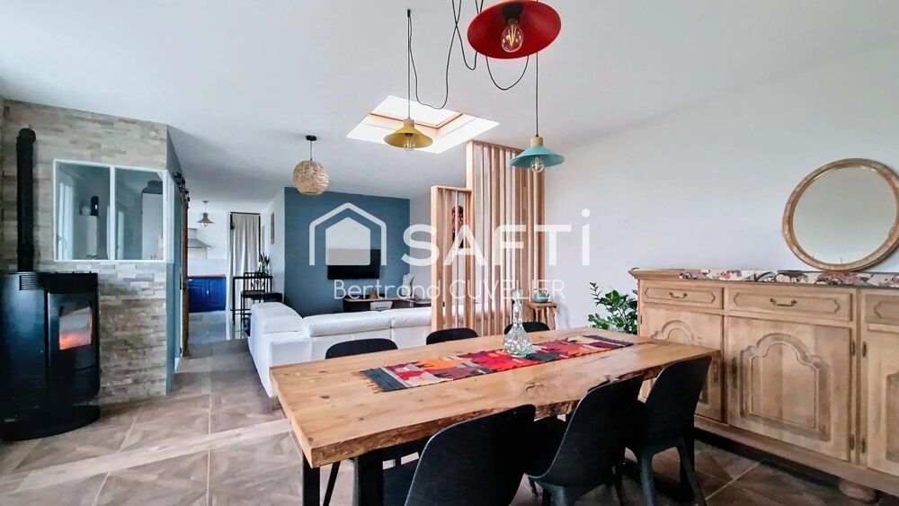 Vente Maison Maison plain pied rénovée avec nombreuses dépendances, garages et stationnements Verlinghem