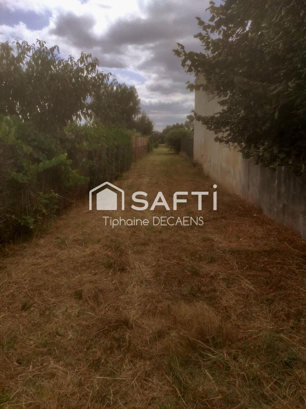 Vente Terrain terrain constructible1974m2 Panzoult
