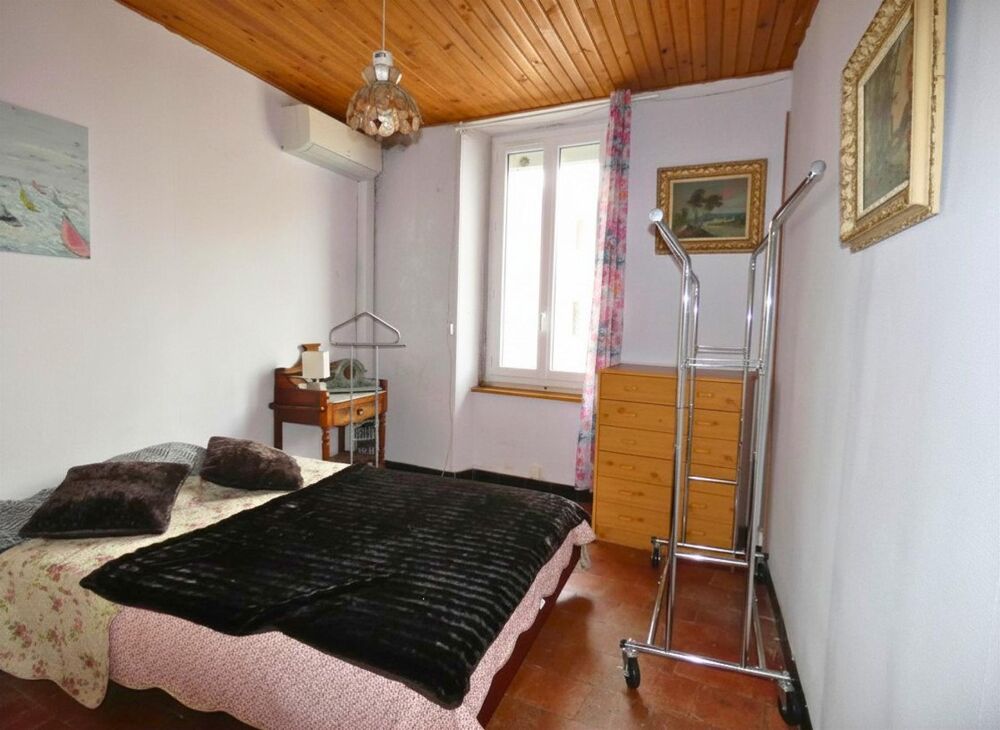 Vente Maison Maison 4 chambres climatisée avec panneaux solaires – village toutes commodités Olonzac