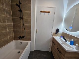  Immeuble à vendre 330 m²