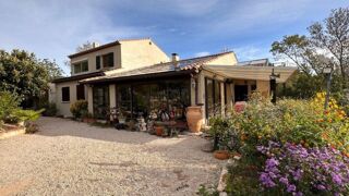  Maison  vendre 12 pices 242 m