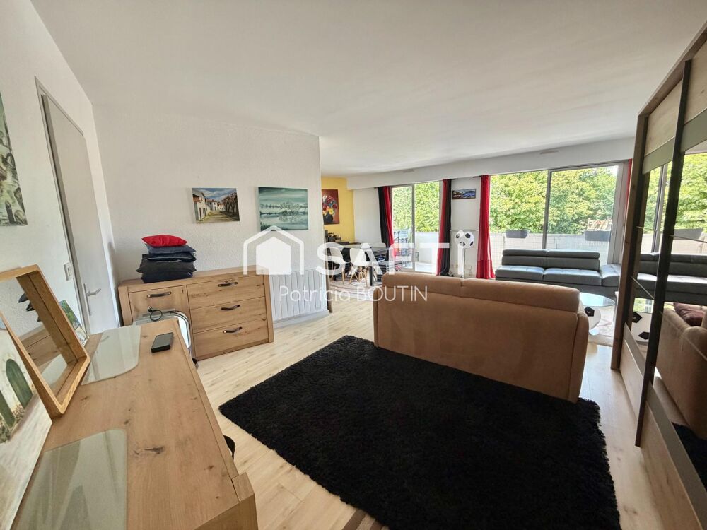 APPARTEMENT UNE CHAMBRE AVEC TERRASSE ET PLACE DE PARKING A NIORT