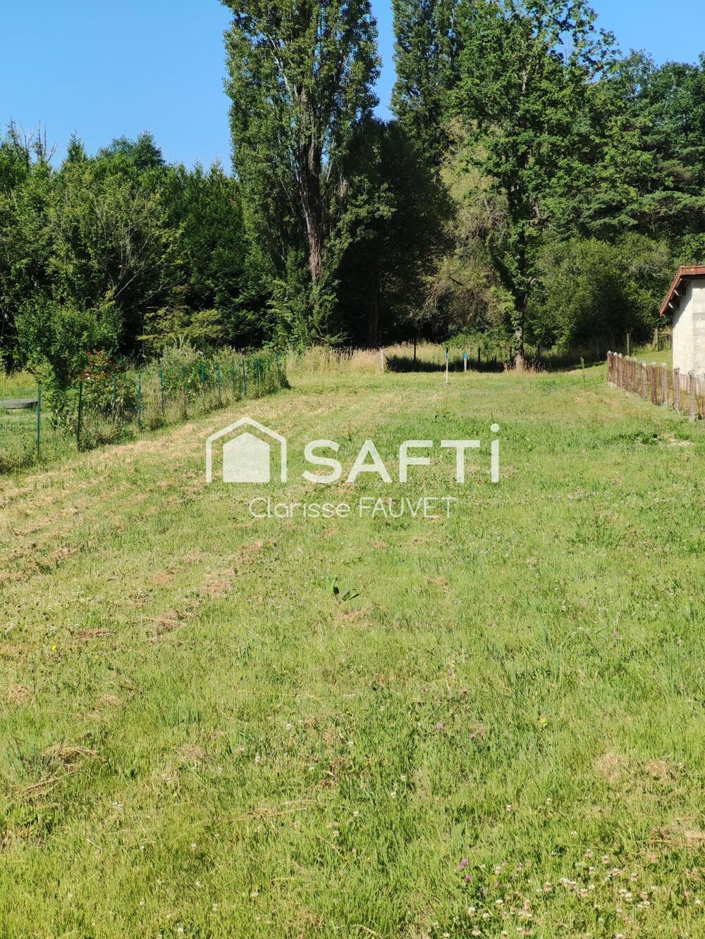 Vente Terrain Beau terrain de 1500 m² constructible Panazol