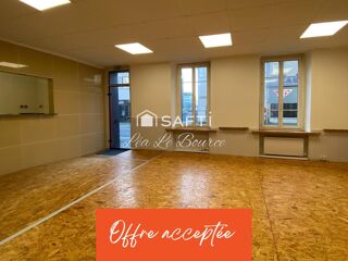  Immeuble � vendre 74 m�