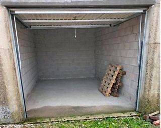  Parking / Garage à vendre 500 m²