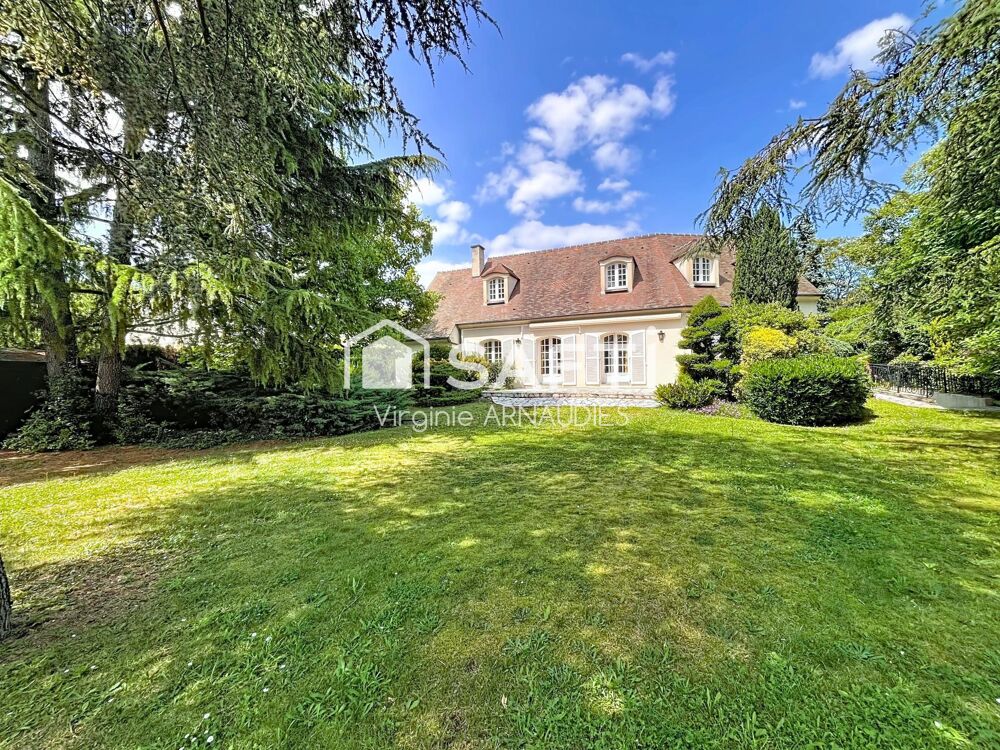 Belle demeure avec grand jardin et sous-sol total