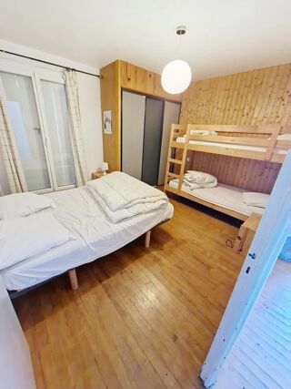  Appartement � vendre 9 pi�ces 165 m�