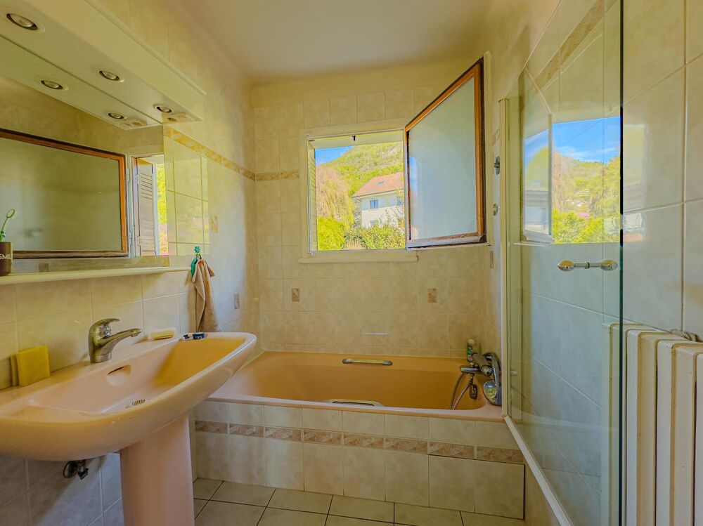 à vendre  Maison Annecy-le-Vieux (74940)