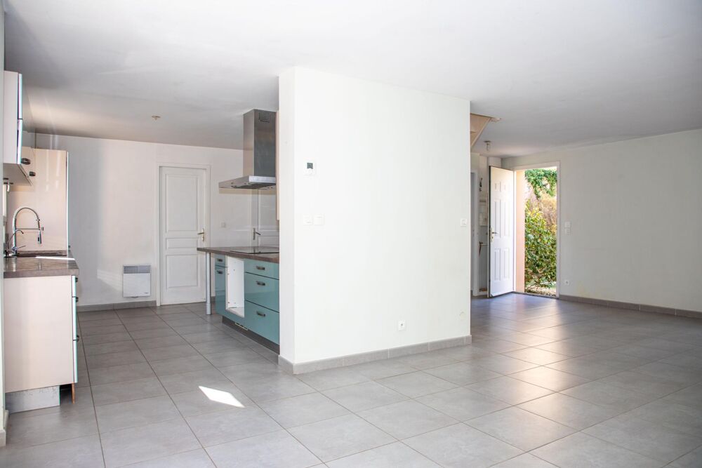 Belle maison 104 m2 - 4 chambres - Garage - DPE "D