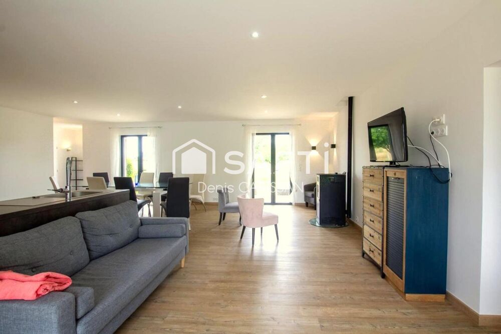 Vente Maison Maison plain-pied 5 pièces + piscine chauffée Ribagnac