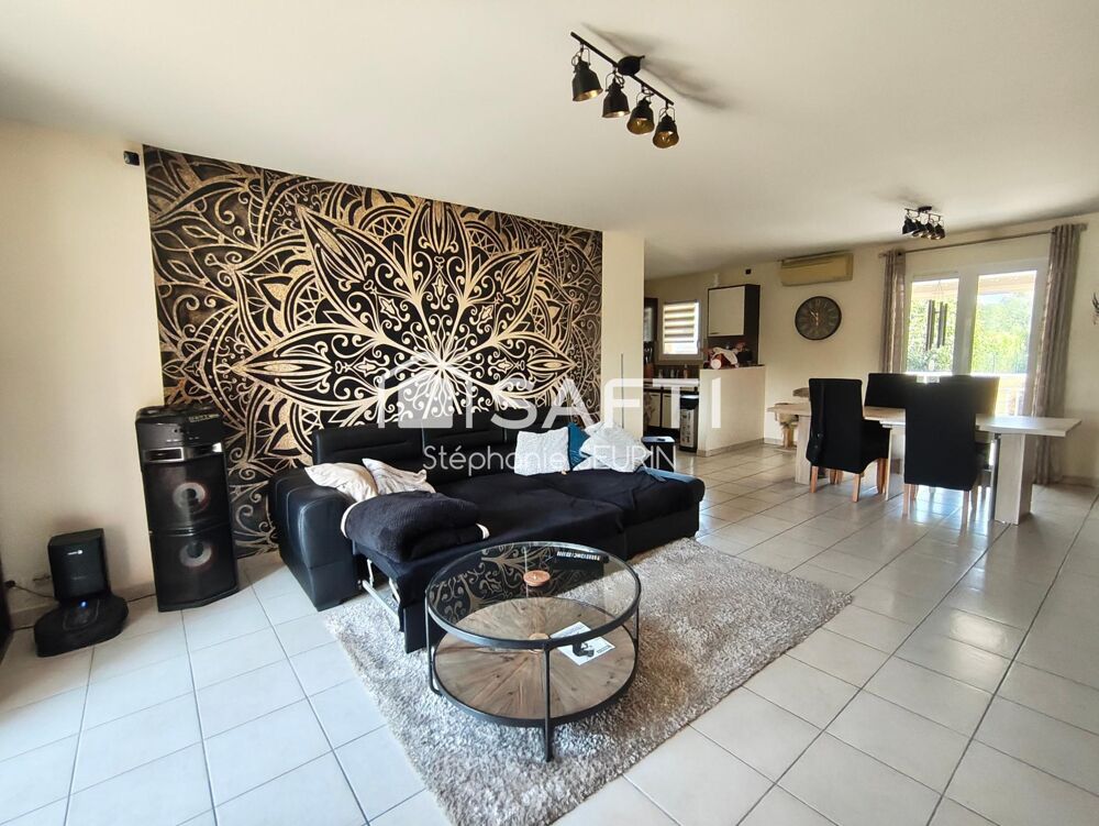 Vente Maison Maison de plain-pied avec piscine Montguyon