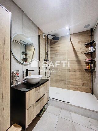  Appartement � vendre 3 pi�ces 77 m�