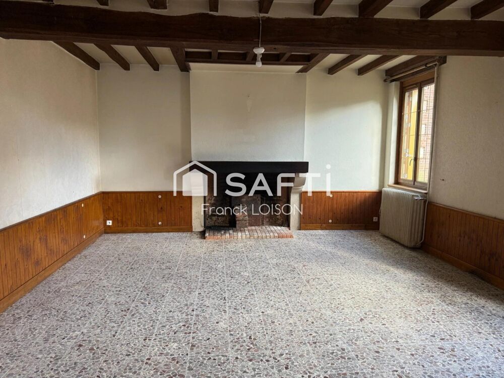 Vente Maison Propriété de caractère avec 3 maisons, dépendances et 8 000 m² de terrain Chateau-renault