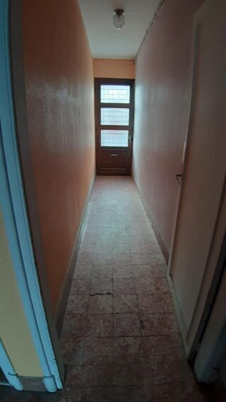  Maison à louer 7 pièces 150 m²