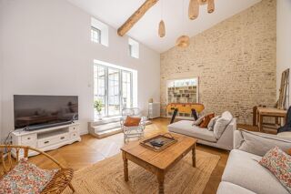 Maison à vendre 9 pièces 238 m²