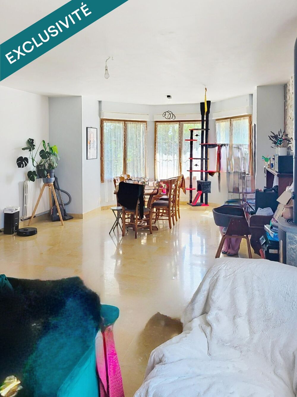 maison avec de grands volumes