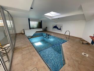  Maison à vendre 10 pièces 357 m²