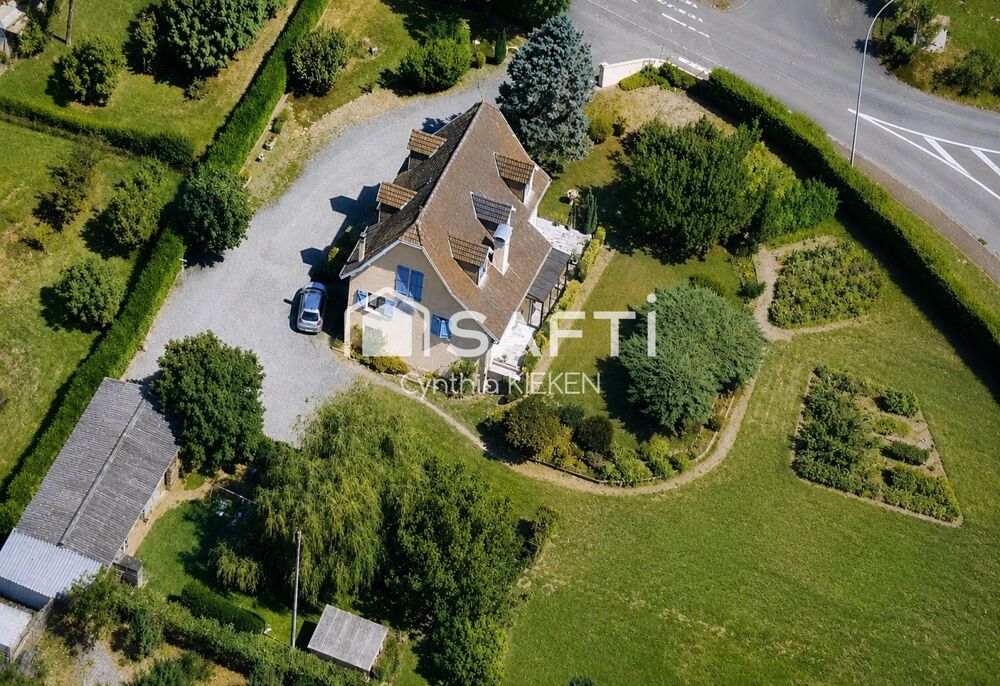 Jolie maison familiale grand terrain arboré calme