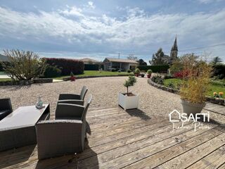  Maison  vendre 9 pices 275 m