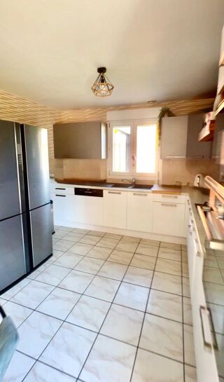  Maison � vendre 8 pi�ces 217 m�