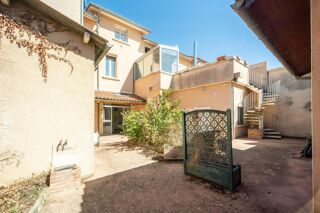  Immeuble à vendre 475 m²