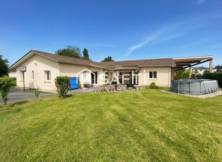  Maison � vendre 8 pi�ces 218 m�