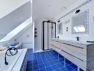  Maison à vendre 7 pièces 196 m²