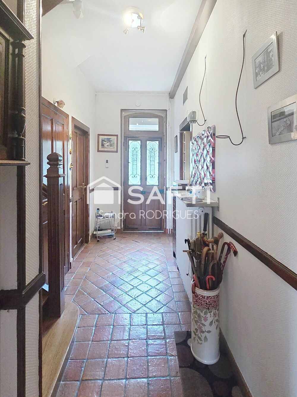 Maison individuelle avec jardin et garages proche toutes commodités