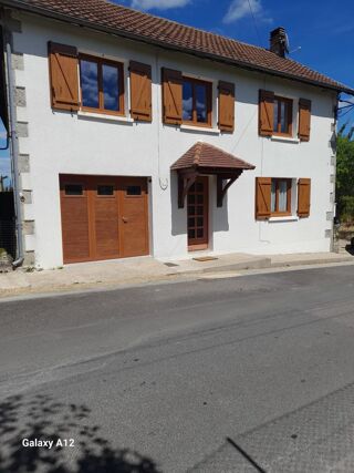 Vente Maison Maison d'environ 130 m2 Saint-saud-lacoussiere