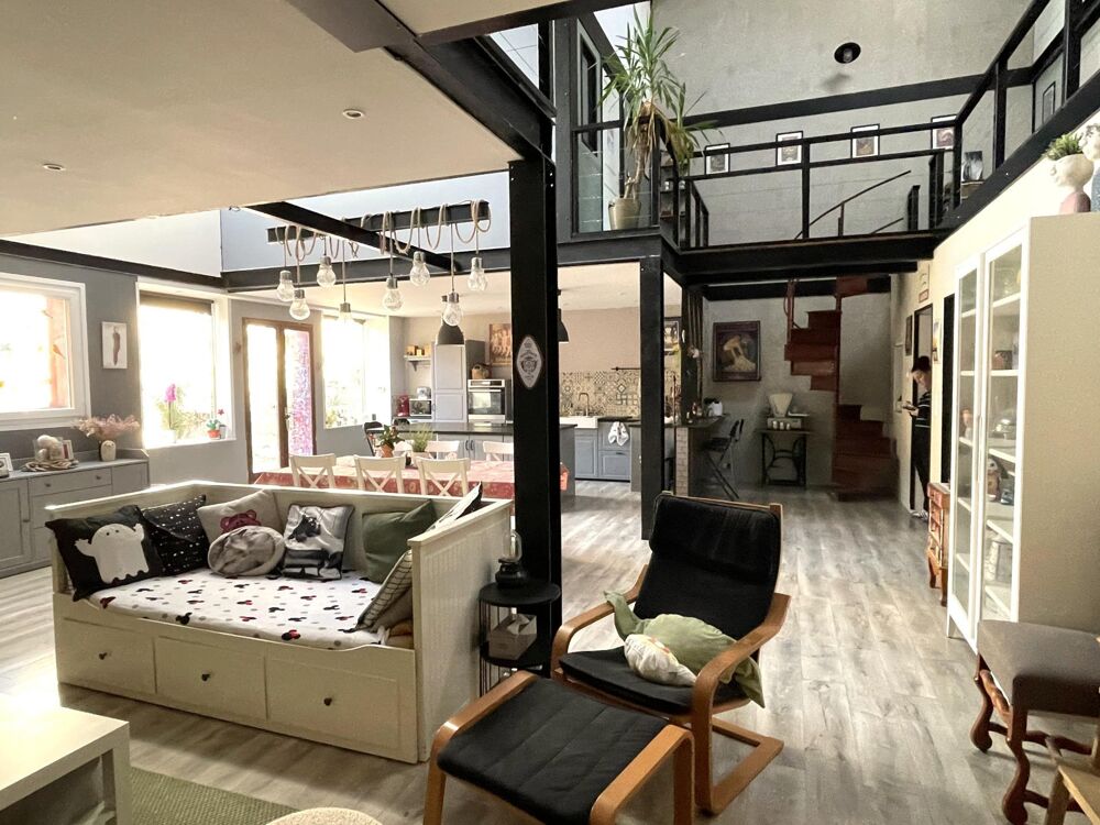 Vente Maison Loft industriel el lumineux T6 centre-ville Castres