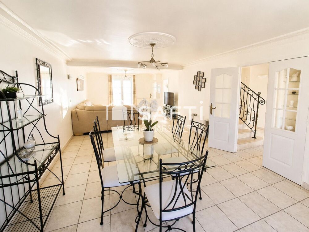 Maison familiale 4 chambres + bureau