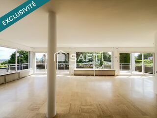  Maison  vendre 8 pices 242 m