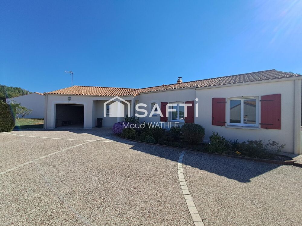 Vente Maison Plain-pied avec 6 piéces et piscine Chasnais