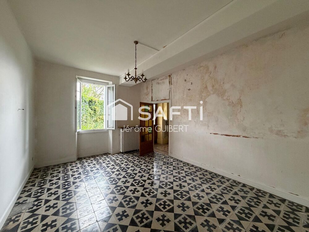 Maison familiale avec jardin  121 m²  Fort potentiel