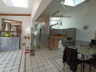 Maison à vendre 7 pièces 221 m²