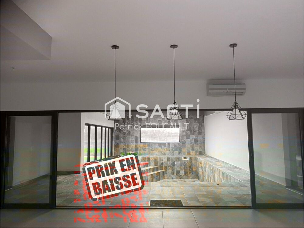 Vente Maison Belle Villa d'architecte avec piscine intérieure Lusignan