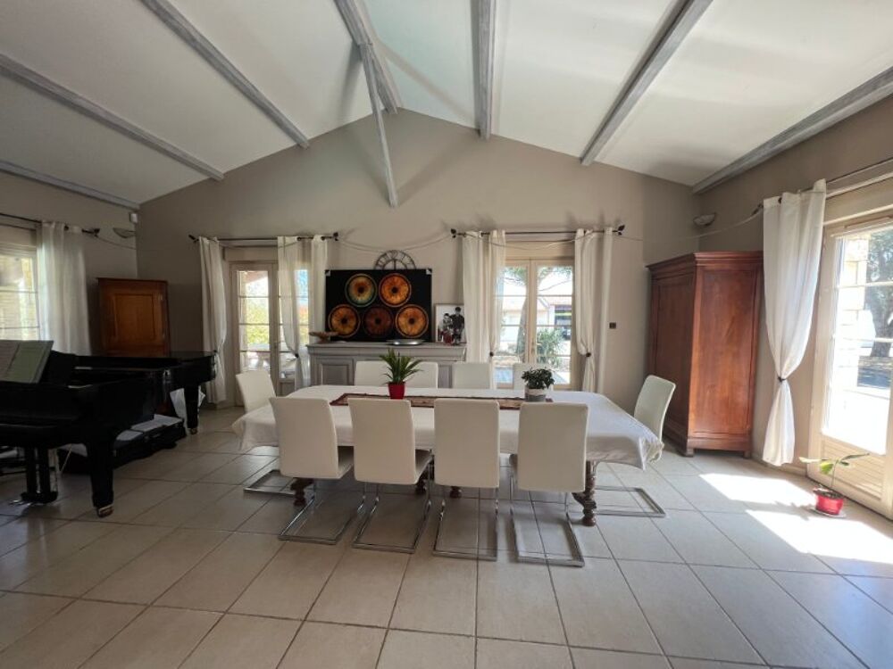 � vendre  Maison Ar�ais (79210)