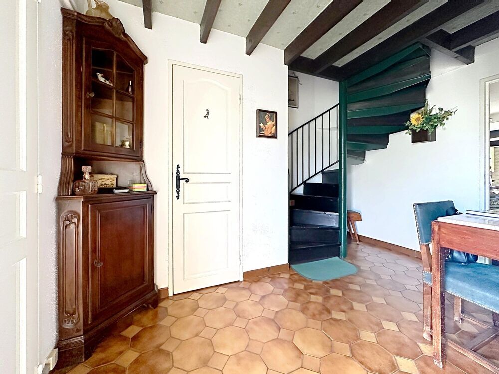 A VISITER SUR LE PONTET (84) - MAISON A ETAGE DE 92 m² env. AVEC TERRAIN
