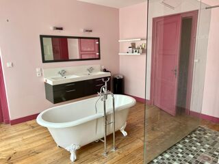  Maison  vendre 9 pices 357 m