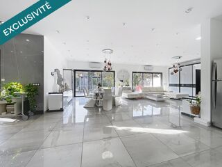  Maison � vendre 9 pi�ces 368 m�