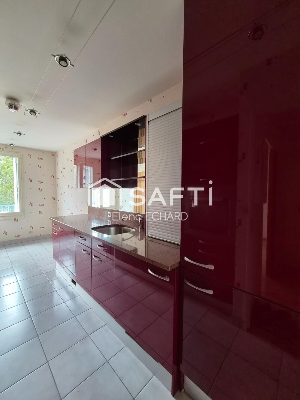 Vente Appartement Appartement 3 pièces de 65 m² avec balcons, box fermé et cave – À seulement 5 minutes de la gare Mantes-la-jolie