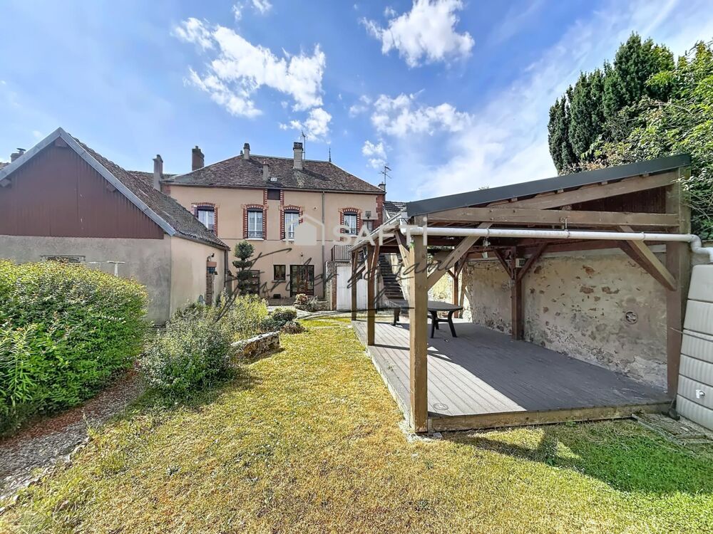 Maison de charme 6 pièces avec jardin et dépendances
