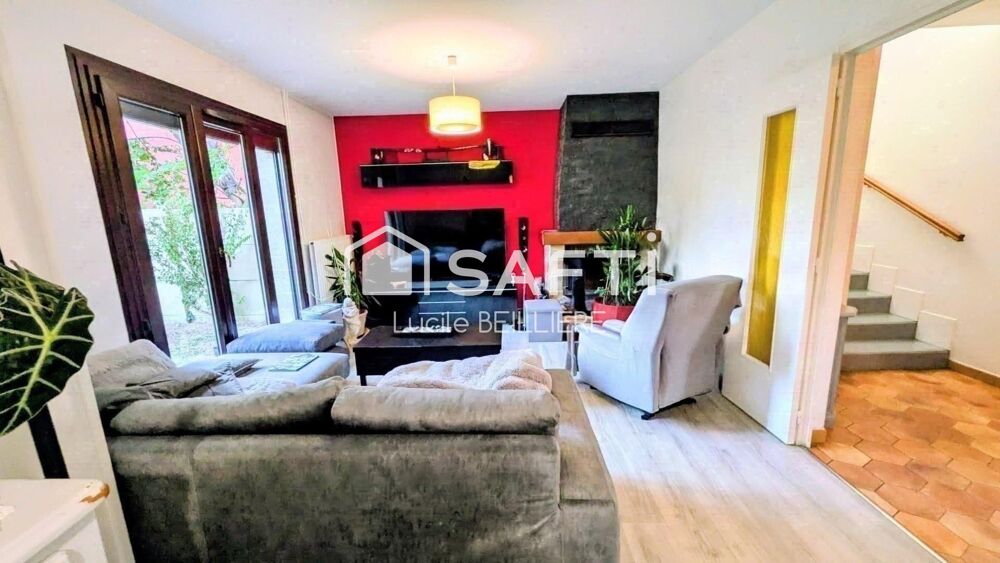 Vente Maison A SEVRAN 93270  maisons de 125 m², 5 pièces,  4 chambres, un séjour donnant sur une grande terrasse, un jardin sur un terrain de Sevran