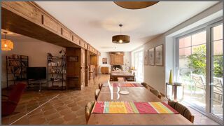  Maison à vendre 10 pièces 348 m²